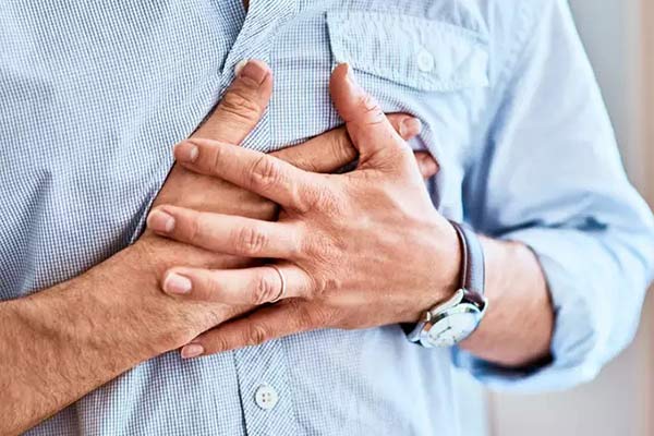 حمله قلبی چیه؟