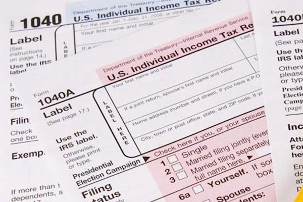 فرم مالیاتی 1040 چیه؟