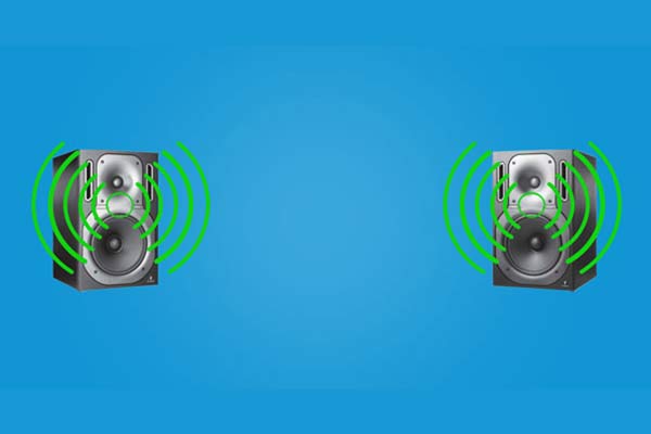 پخش صدایی که از دو بلندگو پخش میشه